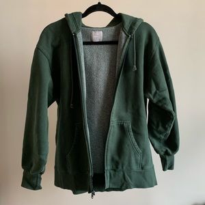 Aritzia TNA forest green boyfriend zip up hoodie